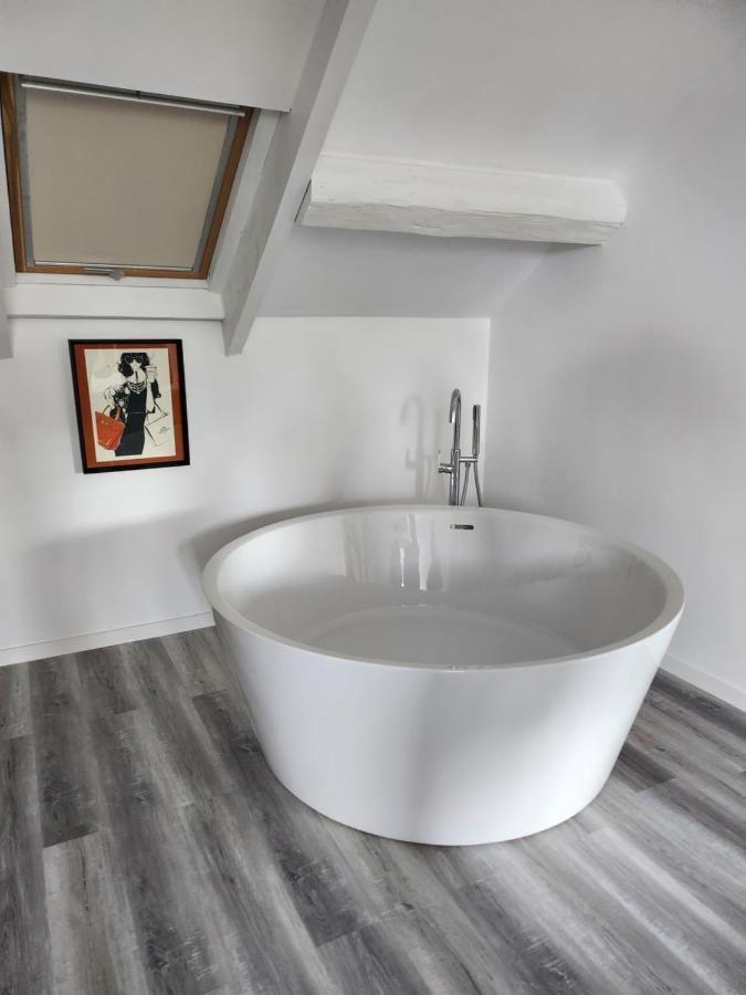 Maison Face A L'Abbaye D'Hautvillers - 2 Bedrooms 2 Bathrooms, Parking Dış mekan fotoğraf